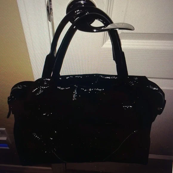 Dumond Genuine Brazilian Patent Leather Satchel Like New Conditions - Picture 3 of 4